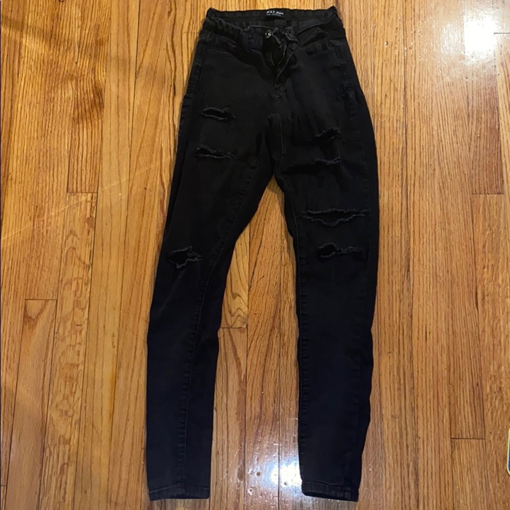 Distressed Black Ripped Jeans